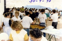 Gente comiendo 2